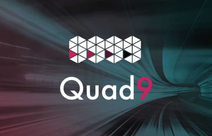 expanding red and blue background with quad9 logo and icon